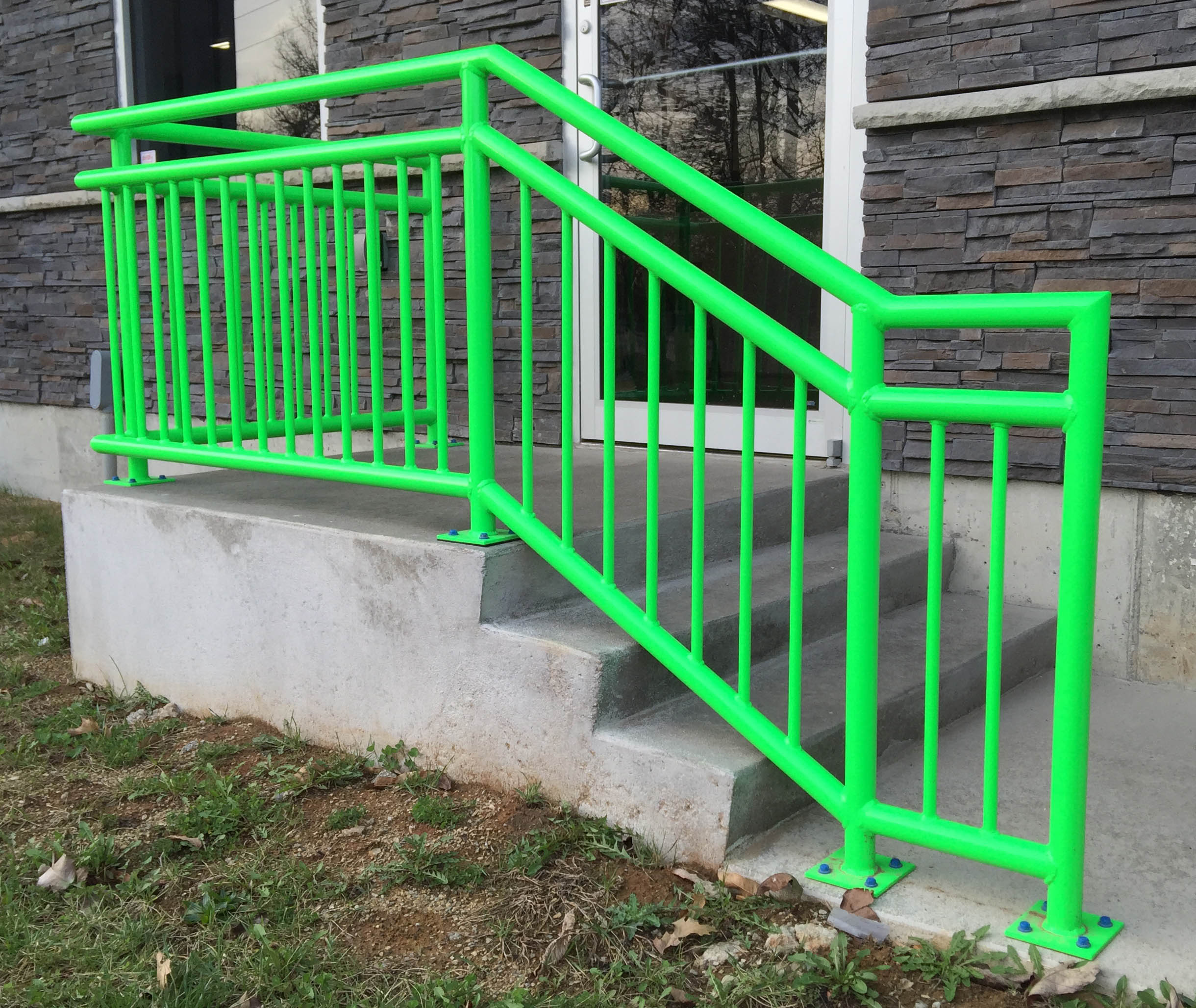 handrails pic 4.jpg