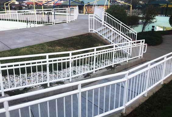 handrails pic 5.jpg